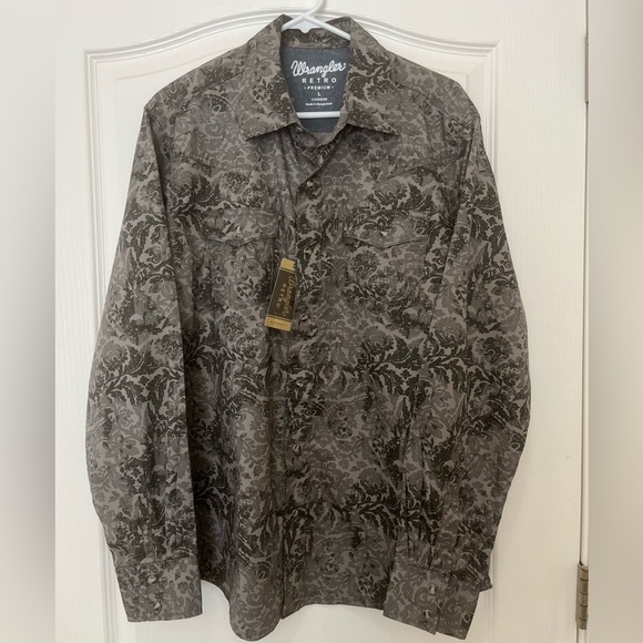 Wrangler Retro Premium Gray Floral Western Pearl Snap Shirt, Size L, NWT - Picture 2 of 16